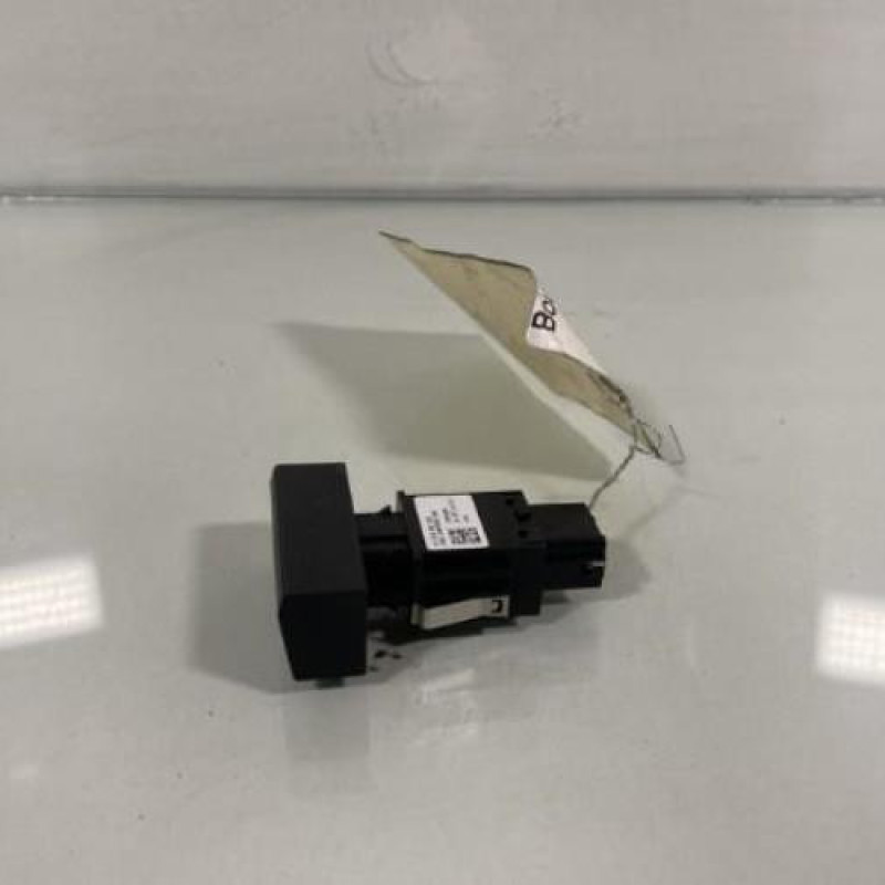 Bouton de warning SEAT LEON 3 Photo n°2