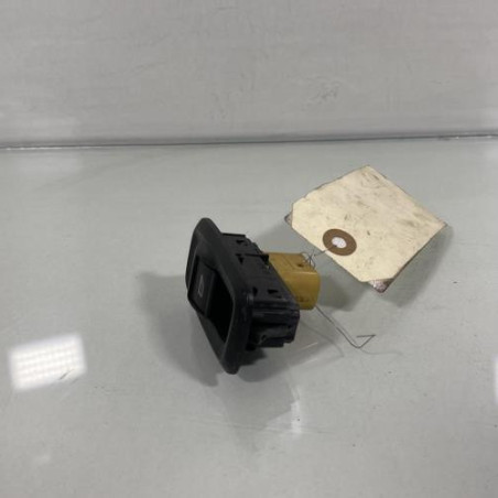 Interrupteur de leve vitre avant droit FORD FIESTA 6