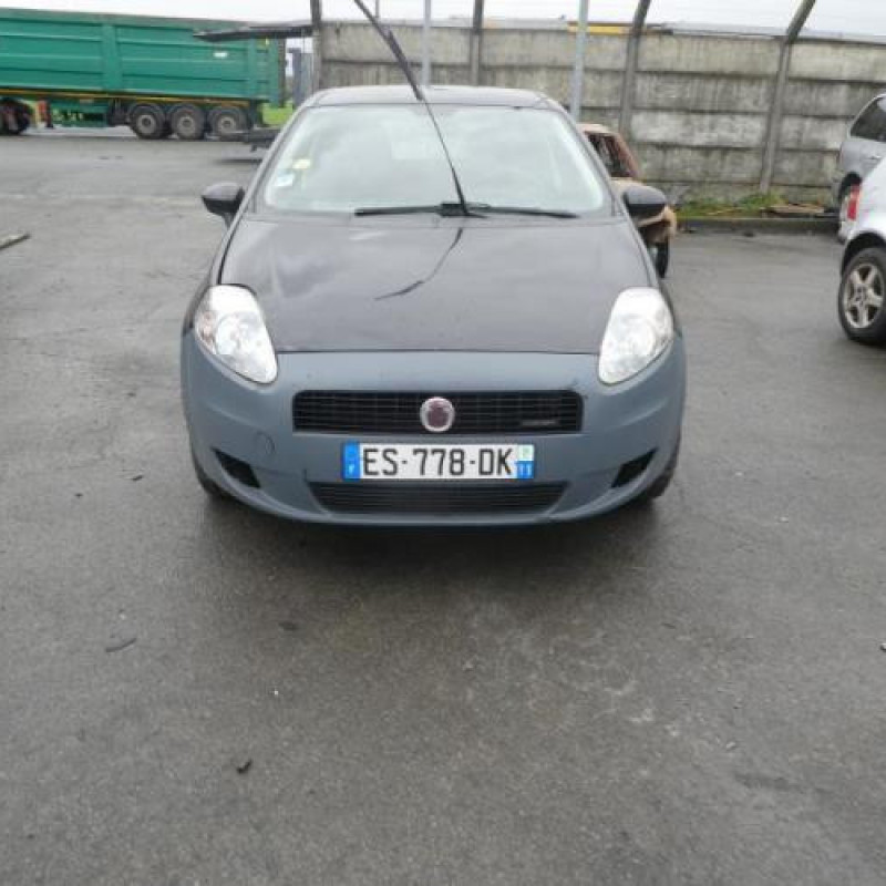Serrure avant droit FIAT GRANDE PUNTO Photo n°3