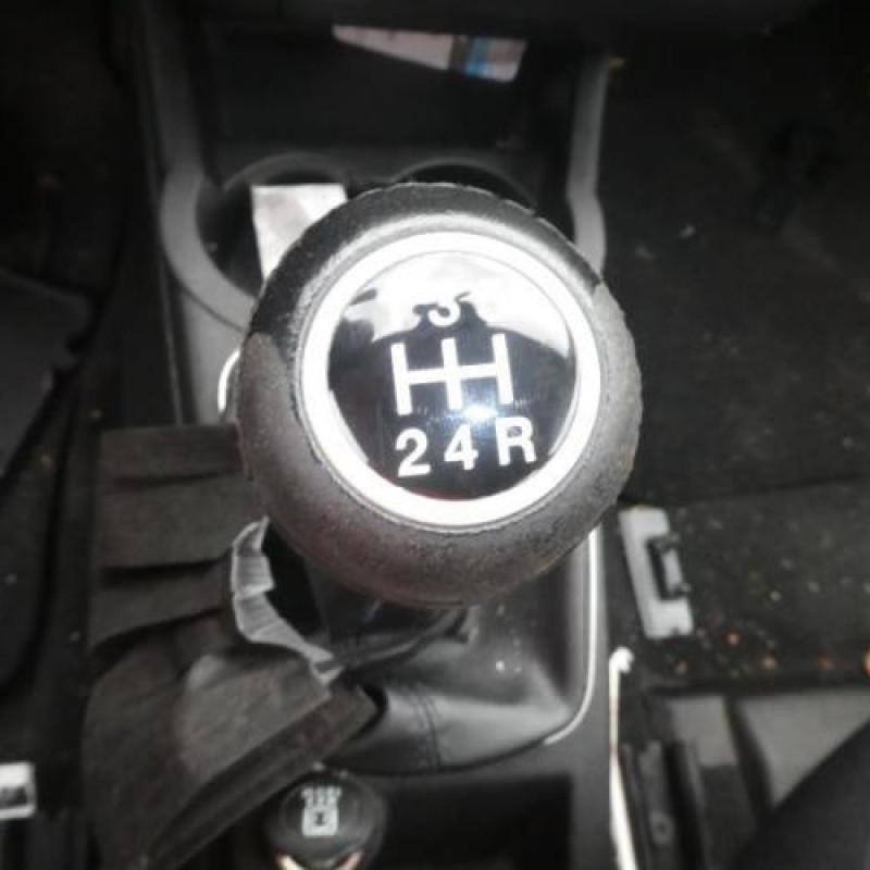 Serrure avant droit FIAT GRANDE PUNTO Photo n°8