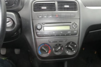 Serrure avant droit FIAT GRANDE PUNTO