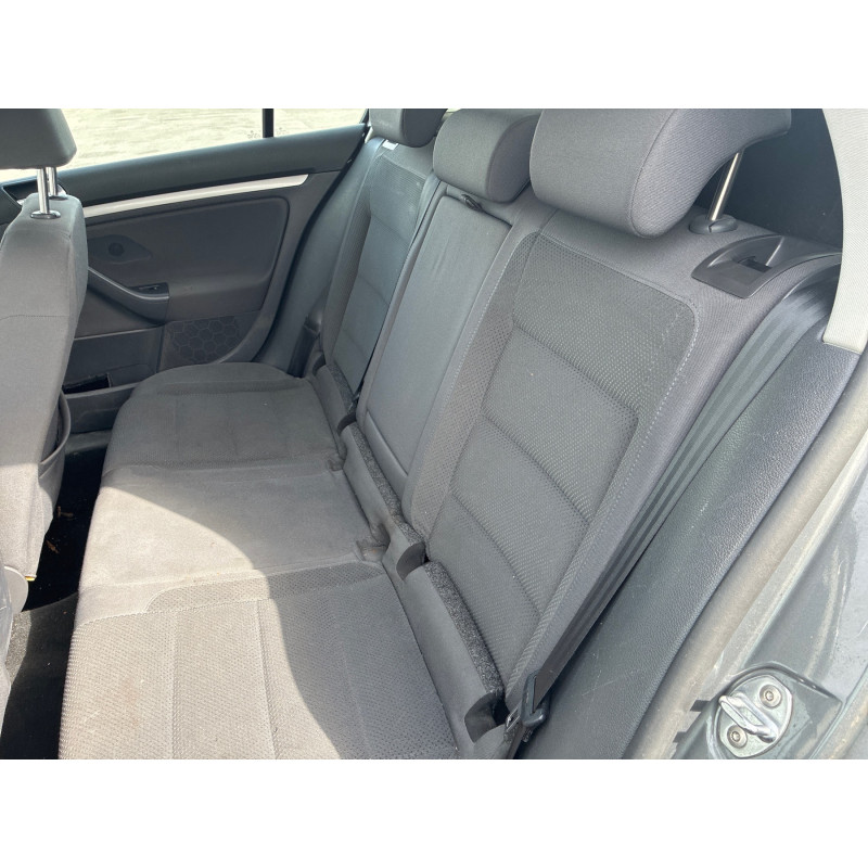Ceinture arriere droit VOLKSWAGEN GOLF 5 Photo n°15