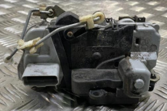 Serrure avant gauche PEUGEOT 307