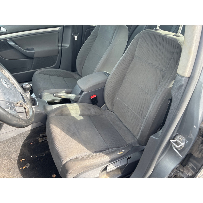 Verin de coffre VOLKSWAGEN GOLF 5 Photo n°14
