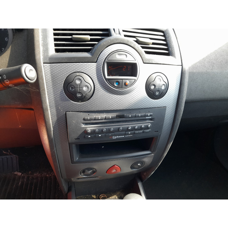 Interrupteur de leve vitre avant gauche RENAULT MEGANE 2 Photo n°9