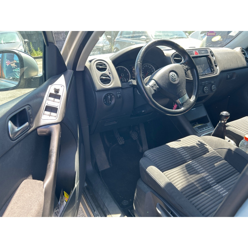 Face avant VOLKSWAGEN TIGUAN 1 Photo n°9