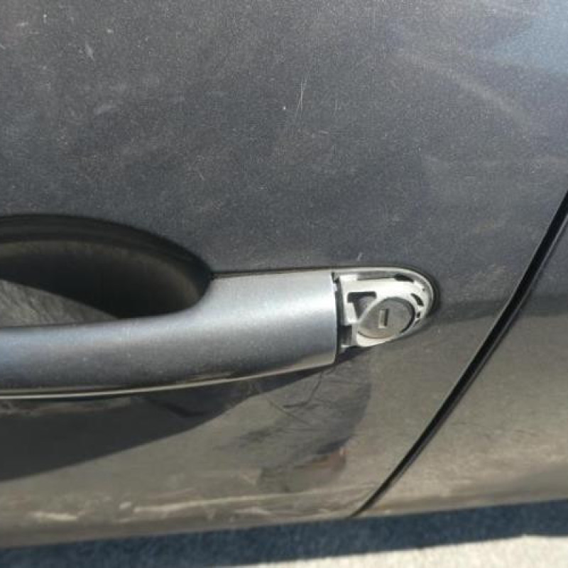 Serrure arriere droit NISSAN PRIMERA 4 Photo n°7