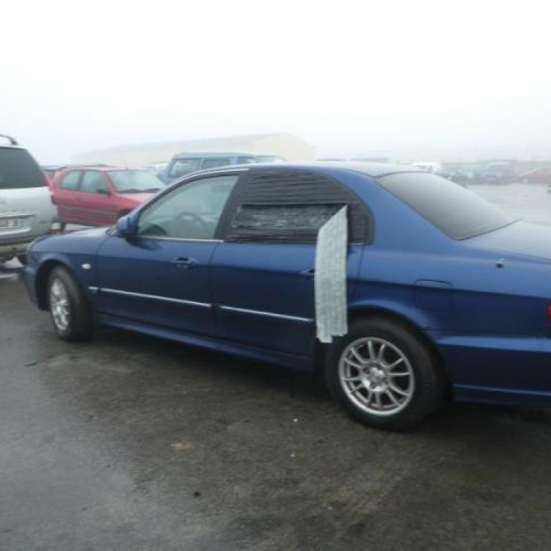 Malle/Hayon arriere HYUNDAI SONATA 4 Photo n°10