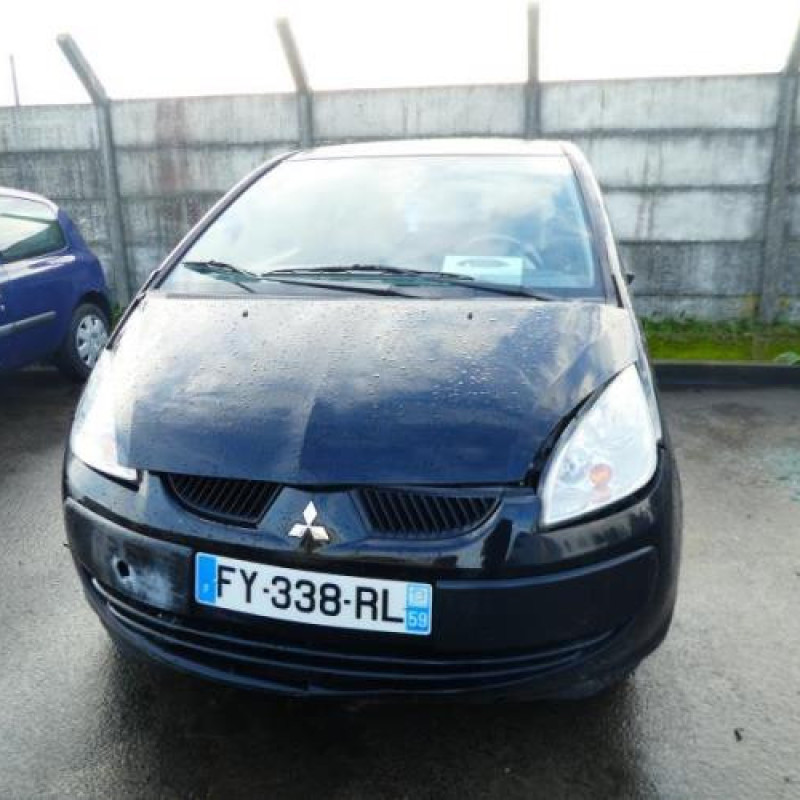 Feu arriere principal droit (feux) MITSUBISHI COLT 6 Photo n°9