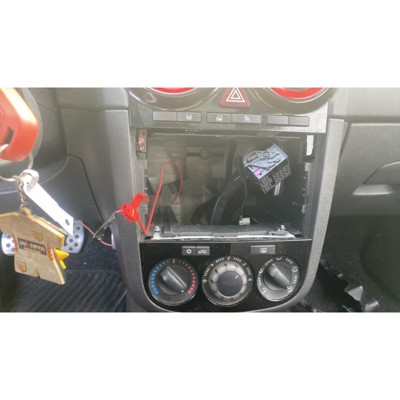 Plage arriere OPEL CORSA D Photo n°13
