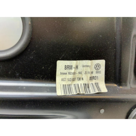 Leve vitre mecanique avant droit VOLKSWAGEN GOLF 4
