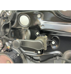 Leve vitre mecanique avant droit VOLKSWAGEN GOLF 4