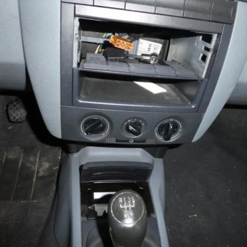 Moteur essuie glace arriere SKODA FABIA 1 Photo n°10