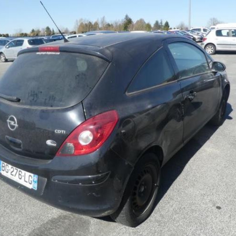 Leve vitre electrique avant gauche OPEL CORSA D Photo n°8