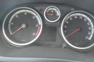 Leve vitre electrique avant gauche OPEL CORSA D
