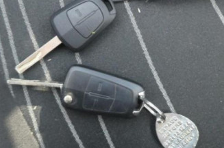 Leve vitre electrique avant gauche OPEL CORSA D