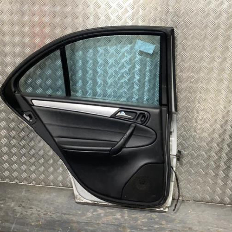Porte arriere gauche MERCEDES CLASSE C 203 Photo n°3