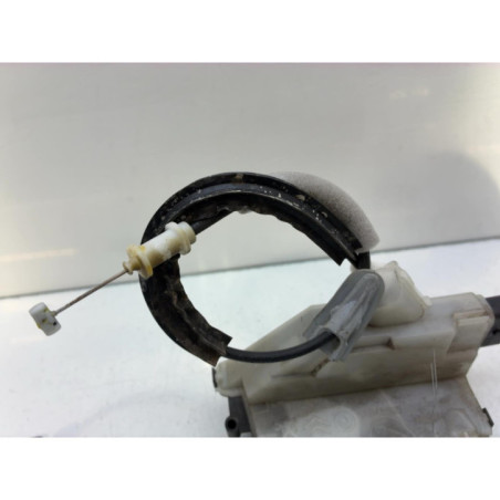 Serrure avant droit PEUGEOT 3008 2