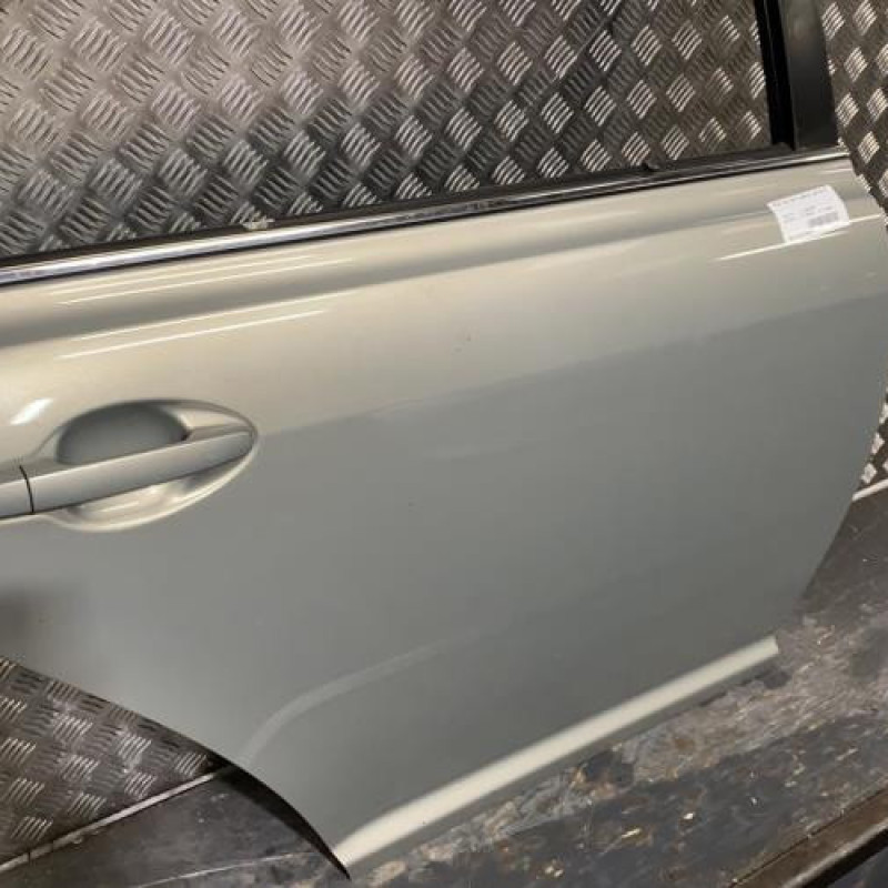 Porte arriere droit TOYOTA AVENSIS 2 Photo n°3