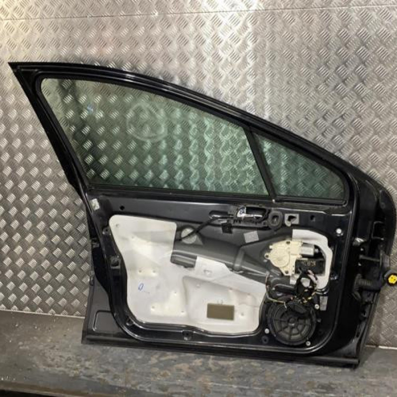 Porte avant gauche PEUGEOT 407 Photo n°5