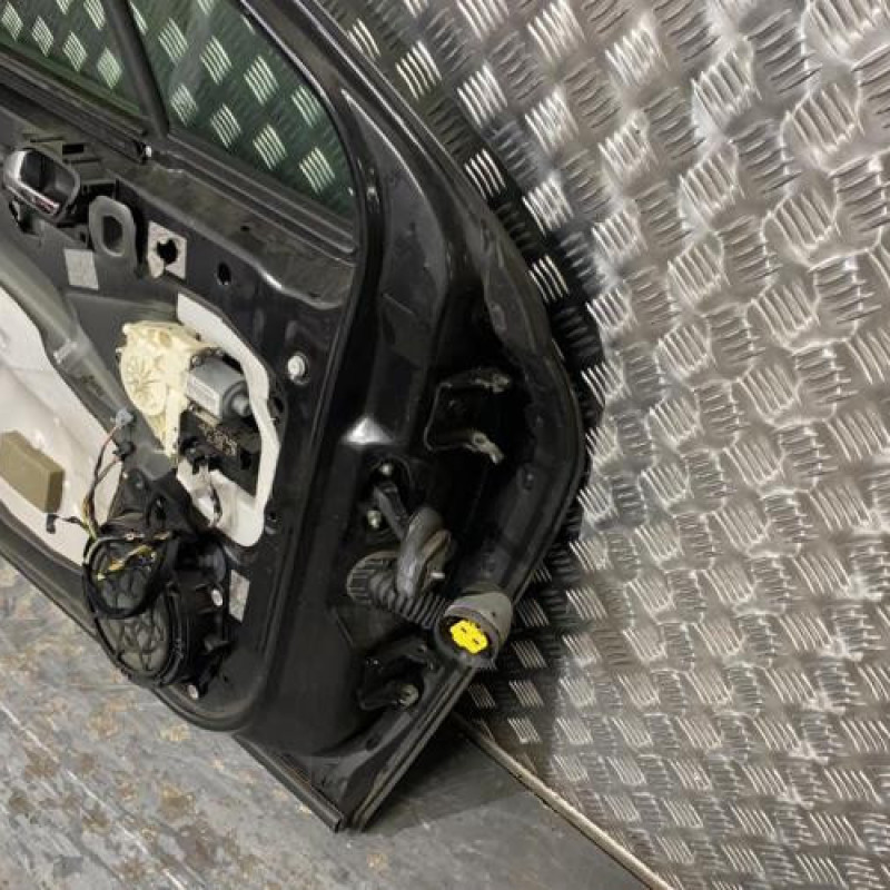 Porte avant gauche PEUGEOT 407 Photo n°6