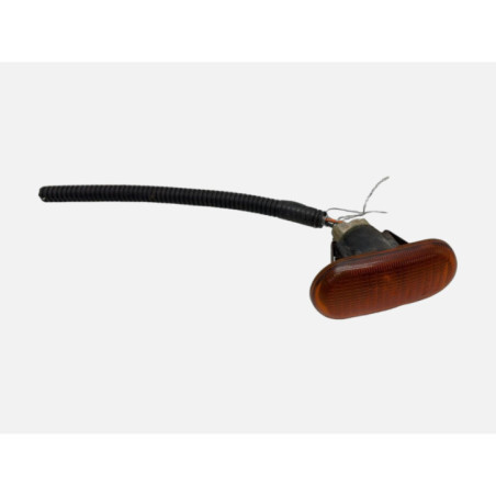 Repetiteur clignotant avant droit  (Feux) RENAULT CLIO 2 Photo n°1