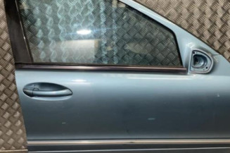 Porte avant droit MERCEDES CLASSE C 203 Photo n°1