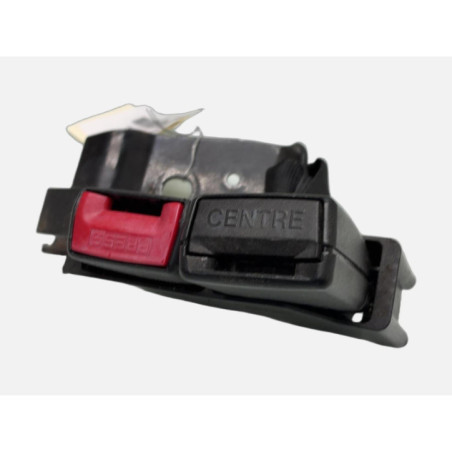 Attache ceinture arriere gauche RENAULT CLIO 3 Photo n°1