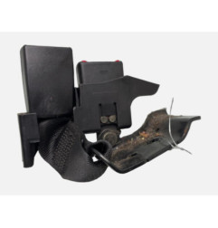 Attache ceinture arriere gauche RENAULT CLIO 3