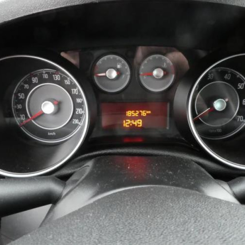 Serrure avant gauche FIAT PUNTO EVO 3 Photo n°8