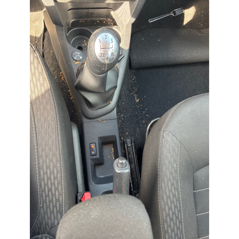 DACIA SANDERO 2 PHASE 2 1.0i - 12V TURBO TCE 100 Photo n°15
