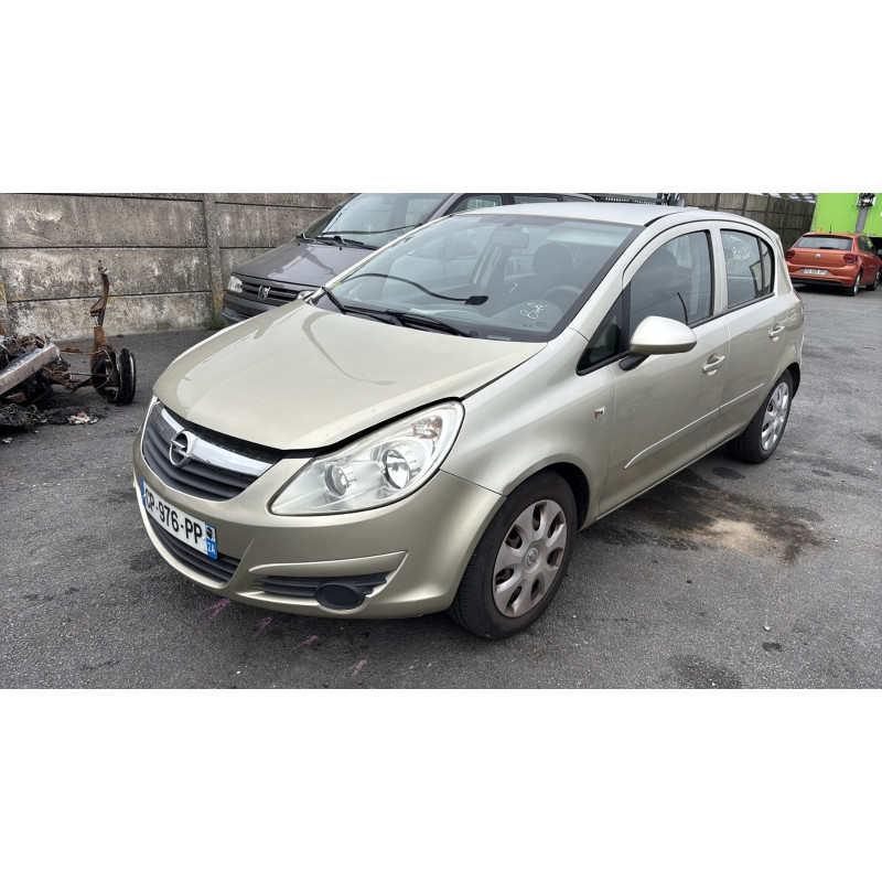 OPEL CORSA D PHASE 1 1.2i - 16V Photo n°12