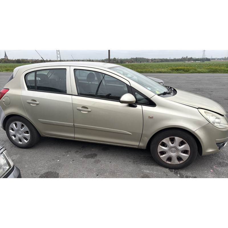 OPEL CORSA D PHASE 1 1.2i - 16V Photo n°18