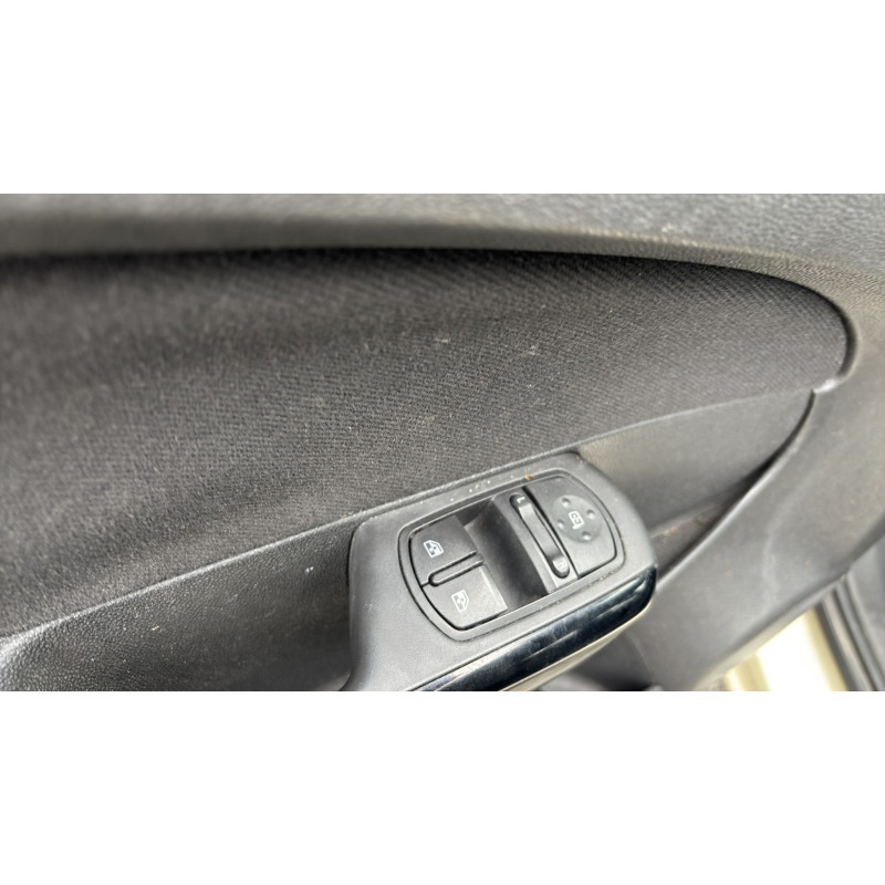 OPEL CORSA D PHASE 1 1.2i - 16V Photo n°21
