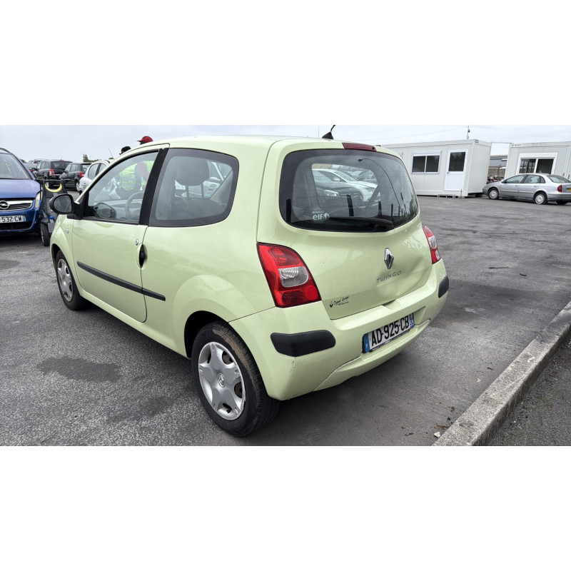 RENAULT TWINGO 2 PHASE 1 1.2i - 16V Photo n°4