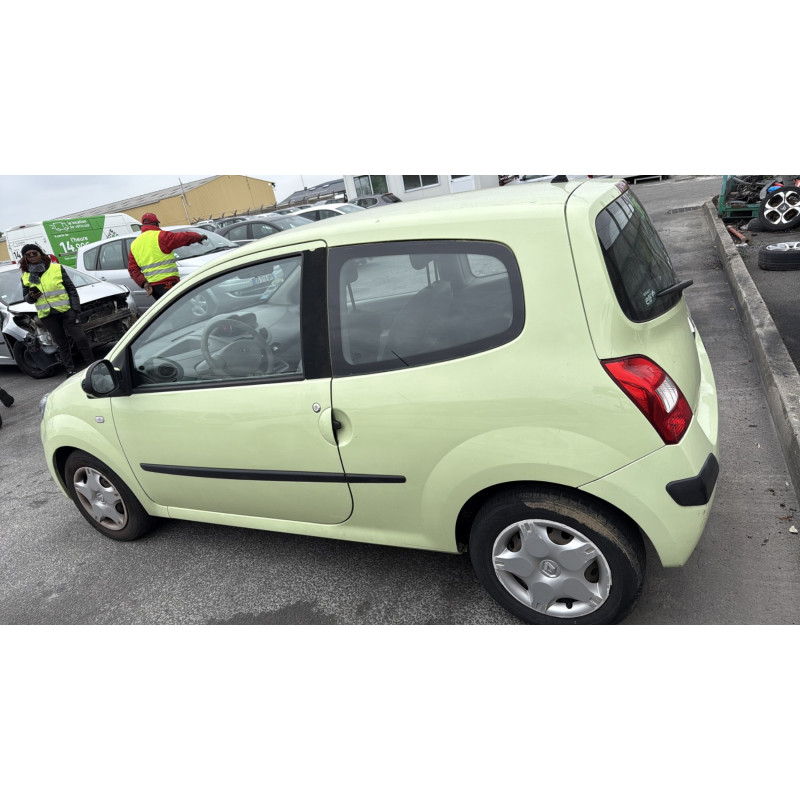 RENAULT TWINGO 2 PHASE 1 1.2i - 16V Photo n°6