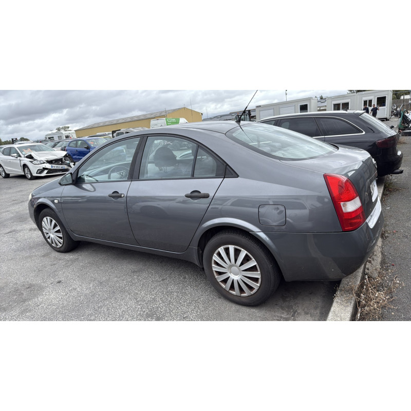 NISSAN PRIMERA 3 1.8i - 16V Photo n°16