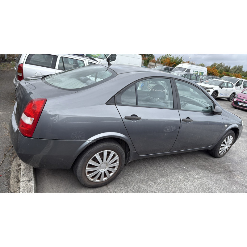NISSAN PRIMERA 3 1.8i - 16V Photo n°17
