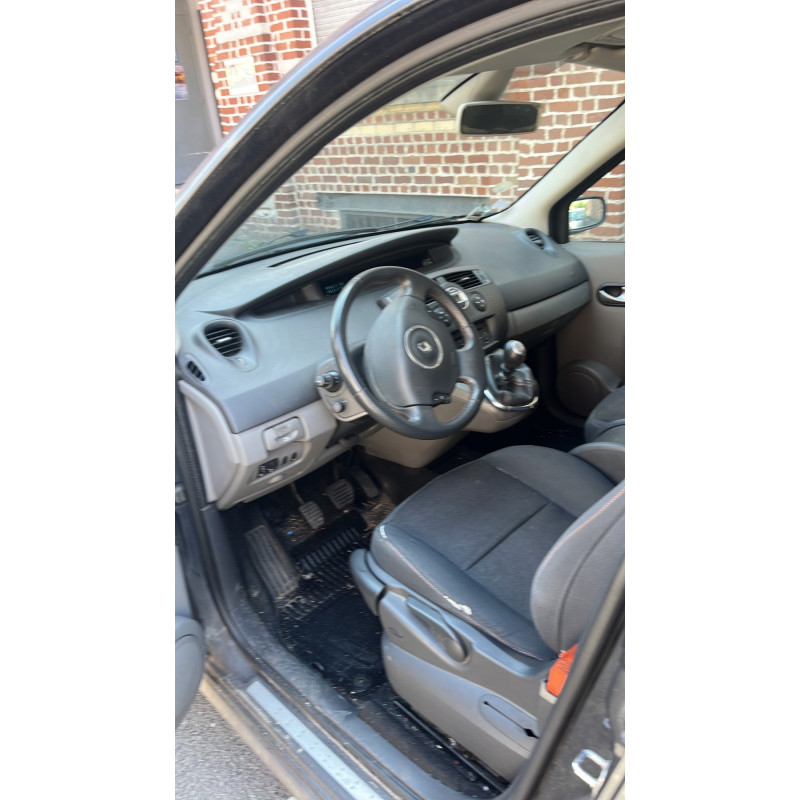 RENAULT SCENIC 2 PHASE 2 1.9 DCI - 8V TURBO Photo n°6