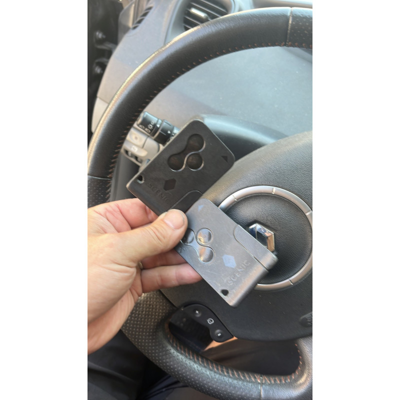 RENAULT SCENIC 2 PHASE 2 1.9 DCI - 8V TURBO Photo n°11