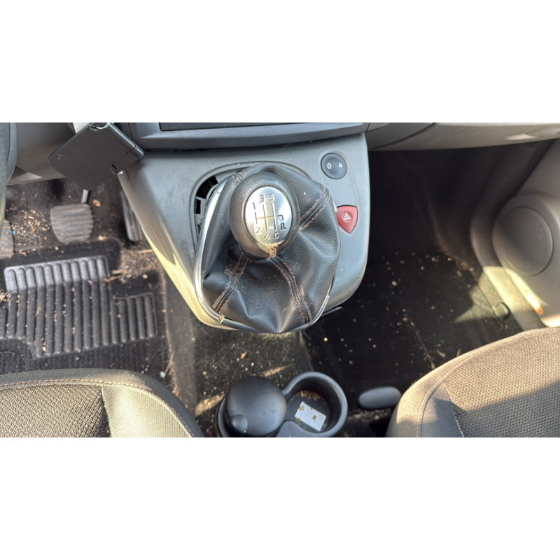 RENAULT SCENIC 2 PHASE 2 1.9 DCI - 8V TURBO Photo n°32