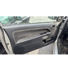 FORD FIESTA 5 PHASE 1 1.3i - 8V
