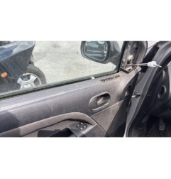 FORD FIESTA 5 PHASE 1 1.3i - 8V