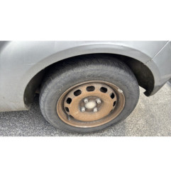 FORD FIESTA 5 PHASE 1 1.3i - 8V
