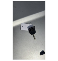 FORD FIESTA 5 PHASE 1 1.3i - 8V