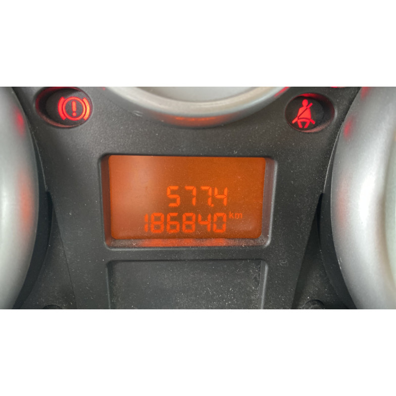 PEUGEOT 207 PHASE 1 BREAK 1.6 HDI - 16V TURBO Photo n°11