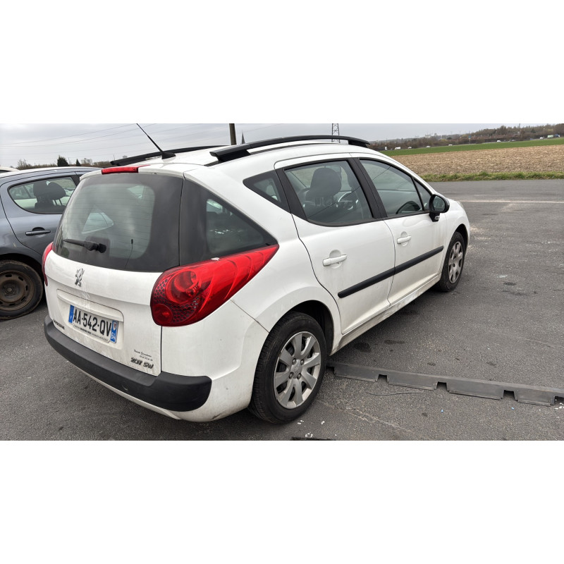 PEUGEOT 207 PHASE 1 BREAK 1.6 HDI - 16V TURBO Photo n°14