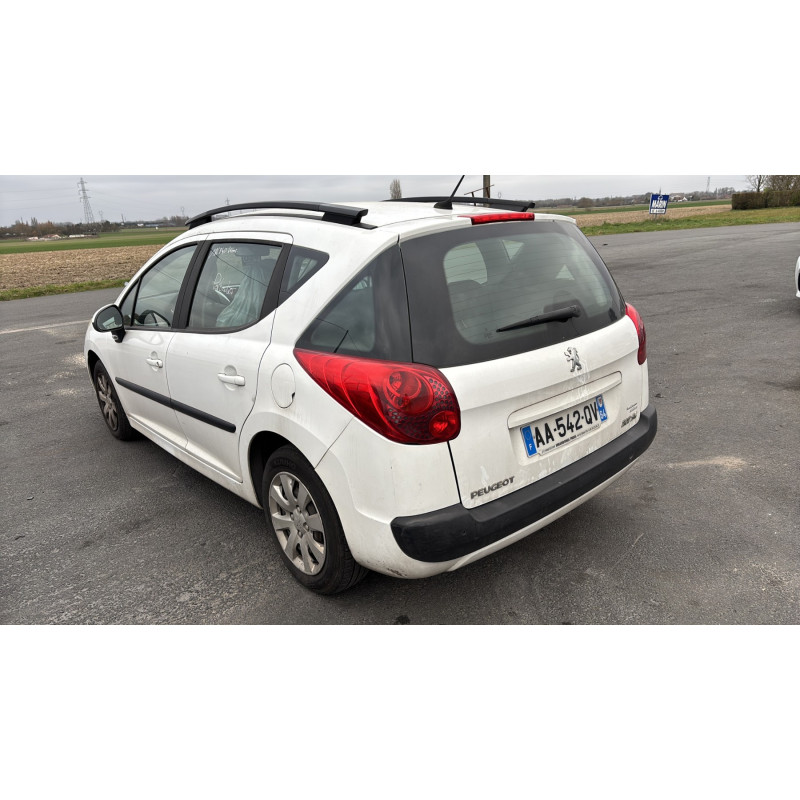 PEUGEOT 207 PHASE 1 BREAK 1.6 HDI - 16V TURBO Photo n°15