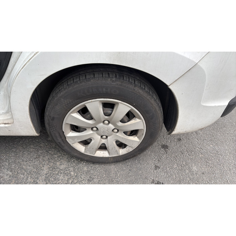 PEUGEOT 207 PHASE 1 BREAK 1.6 HDI - 16V TURBO Photo n°25