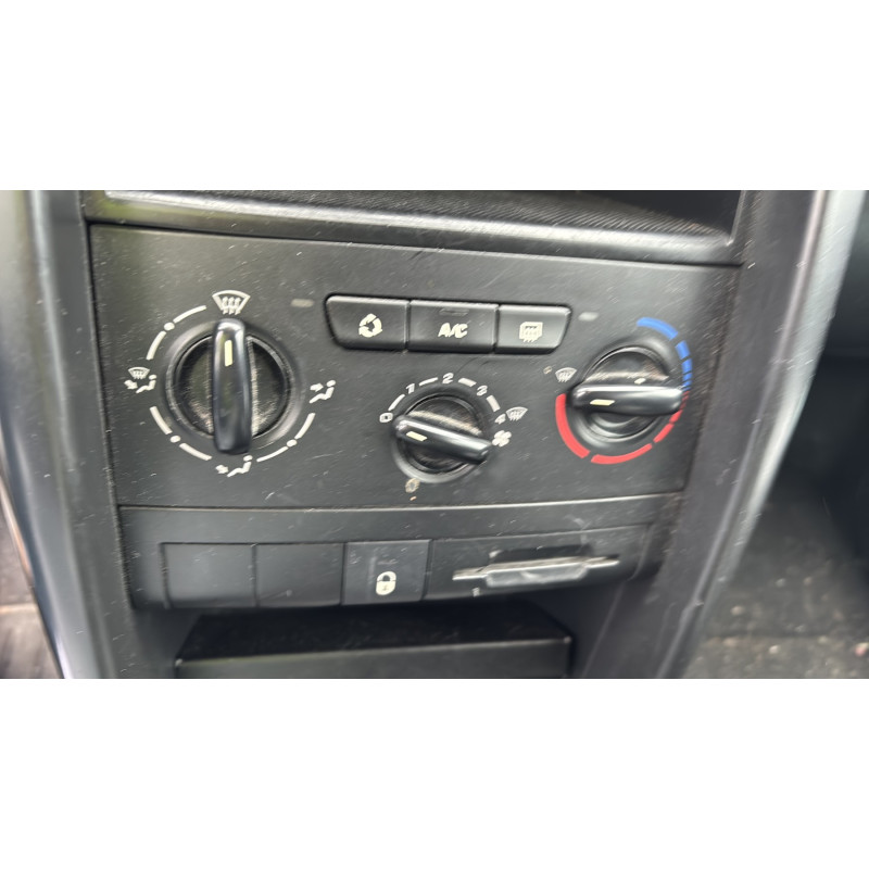 PEUGEOT 207 PHASE 1 BREAK 1.6 HDI - 16V TURBO Photo n°27